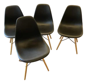 Set of 4 Herman Miller Eames DSW Molded Plastic Side Chairs - Black