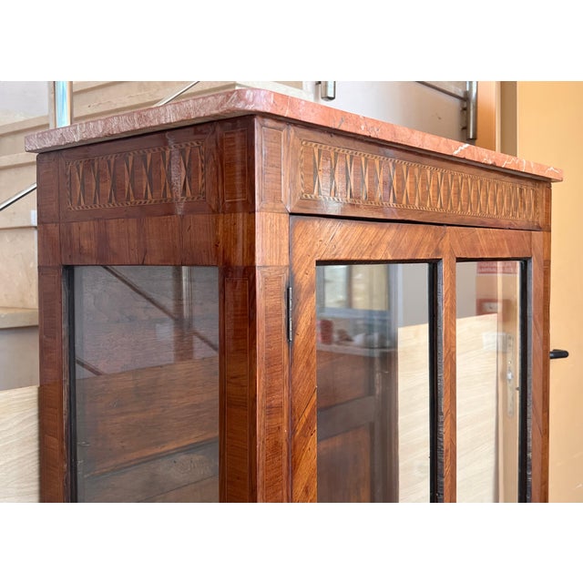 Brown Late 20th Century Louis XVI Style Showcase Vitrine in Walnut with Geometrical Marquetry For Sale - Image 8 of 18