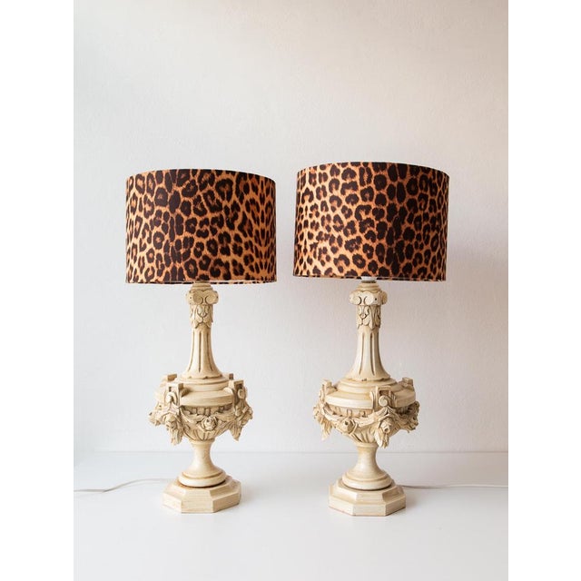 Spanish Table Lamps in Carved and Lacquered Wood, 1980s, Set of 2 For Sale - Image 9 of 10
