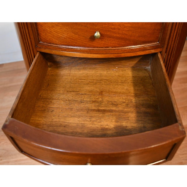 1910 French Louis XV Mahogany Marble Top Nightstand Bedside Table For Sale - Image 13 of 14