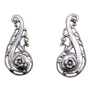 Vintage 1954 Signed Napier Silvertone Floral Climber Clip Earrings-2 Pieces For Sale
