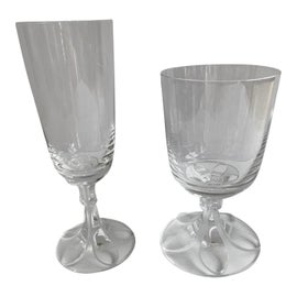 Example of Champagne Flutes in Portland, OR
