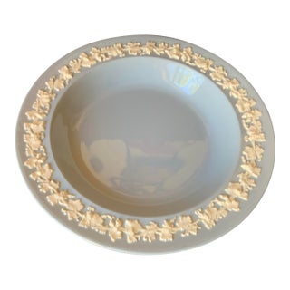 1950s Wedgwood Queen’s Ware “Lavender & Cream” Soup Bowl For Sale