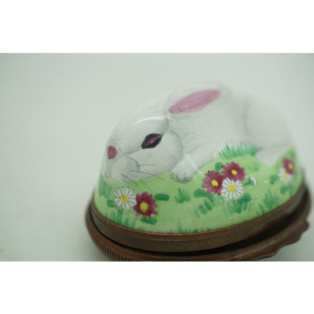 1970s England Halcyon Days Enamel Bonbonniere Bunny Rabbit Trinket Box 2" For Sale - Image 9 of 13