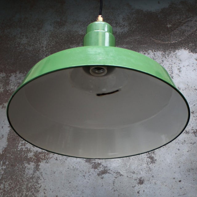 Vintage Industrial American Green Enamel Pendant Light For Sale - Image 4 of 5