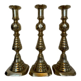 Set of 3 Vintage English Brass Candlesticks With Rd223580 Mark For Sale