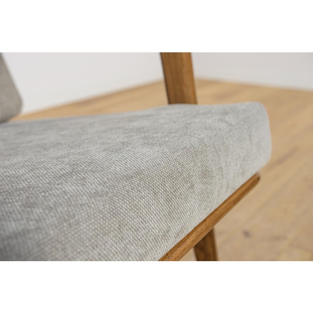 Mid-Century Modern Model 300-139 Lounge Chair from Swarzędz Factory, Poland, 1960s For Sale - Image 11 of 16