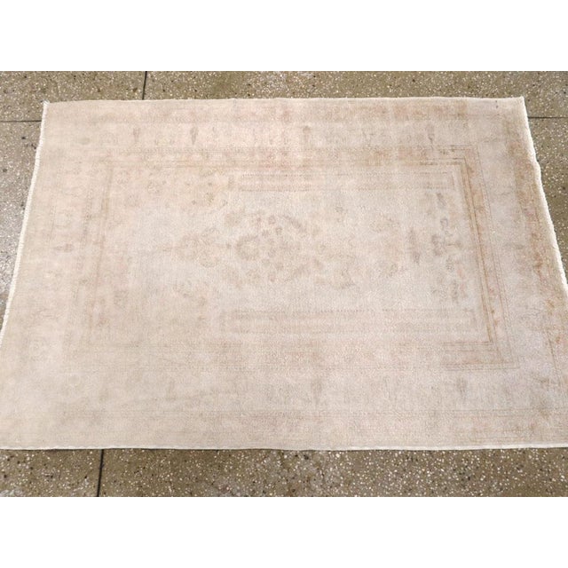 Galerie Shabab Collection Mid-20th Century Turkish Sivas Throw Rug For Sale - Image 4 of 7