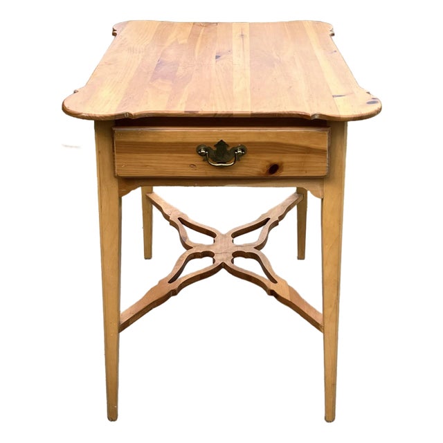 Thomasville Replicas Pine Porringer Top Side Table For Sale