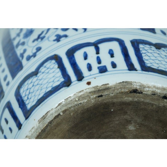 Antique Chinese Qing Dynasty Blue & White Ceramic Phoenix Dragon Mantel Urn For Sale - Image 11 of 12