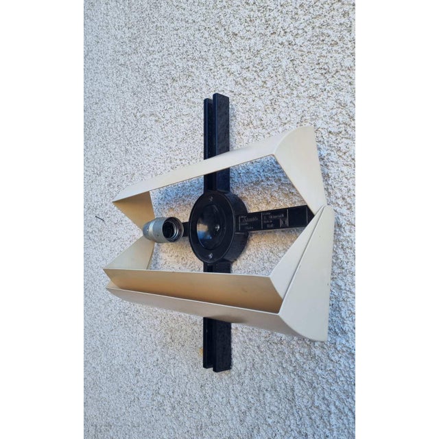 Mid-Century Modern Wall Lamp by Ernesto Gismondi for Artemide, Italy, 1970s For Sale - Image 13 of 15