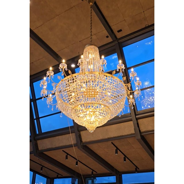 Custom Empire Style Lead Crystal Basket Chandelier 48 Lights 200 Cm For Sale - Image 4 of 7