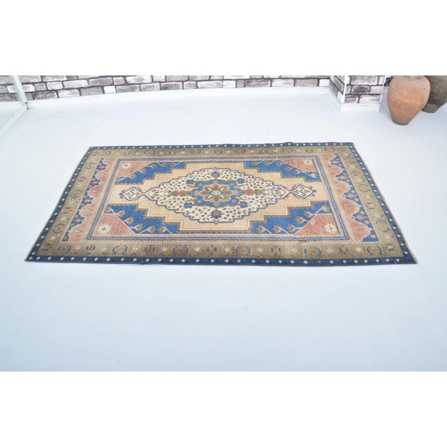1960s Rustic Farm House Decor Hand Knotted Rug For Sale - Image 11 of 11