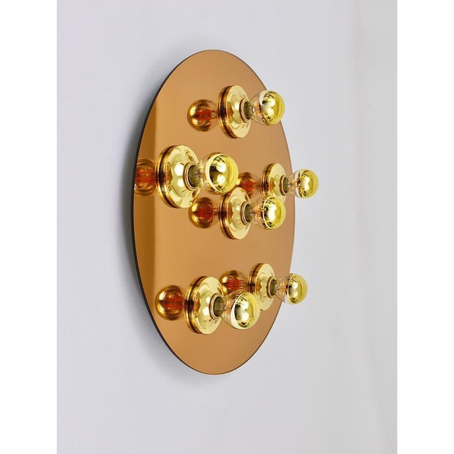 Italian Fontana Arte Style Gold Bronze Sconce in Mirrored Glass, 1970s For Sale - Image 11 of 18