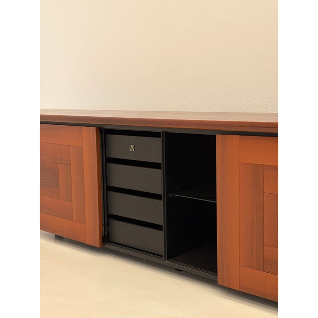 Giotto Stoppino Sheraton-Style Low Sideboard by Giotto Stoppino and Ludovico Acerbis for Acerbis, 1970s For Sale - Image 4 of 18
