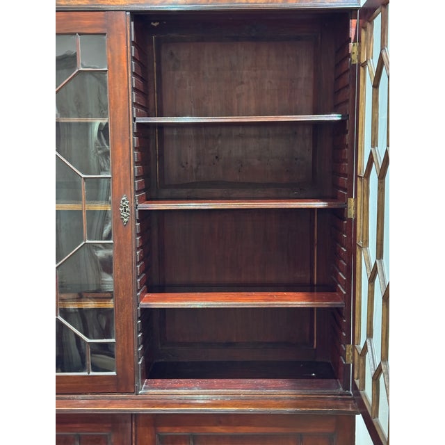 Early 19th Century English Mahogany Breakfront Bookcase For Sale - Image 13 of 15