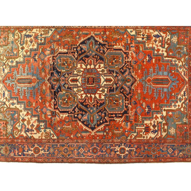 Late 19th Century Antique Persian Serapi Rug - 8′1" × 11′5″ For Sale - Image 4 of 6
