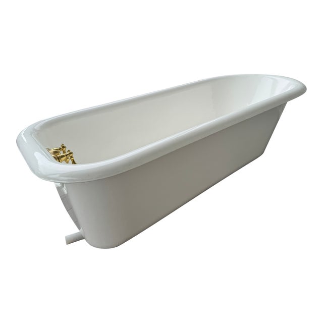 Vintage Cast Iron Clawfoot Bathtub For Sale