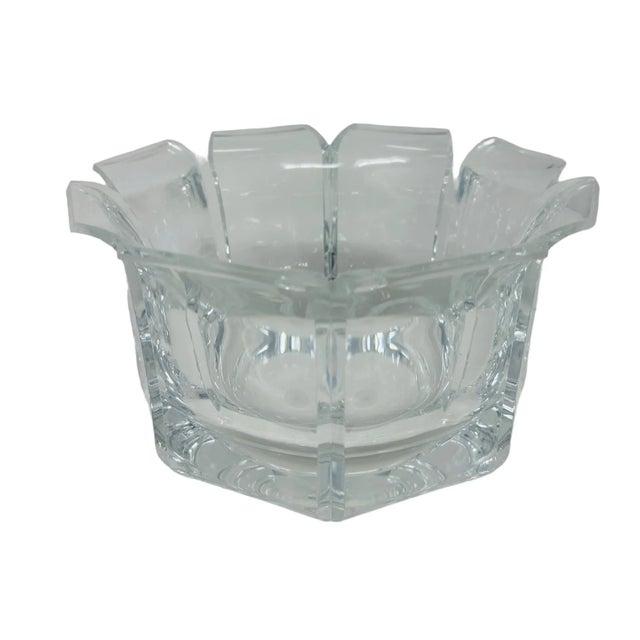 1970's Grainware Lucite Large Serving Bowl For Sale - Image 4 of 10