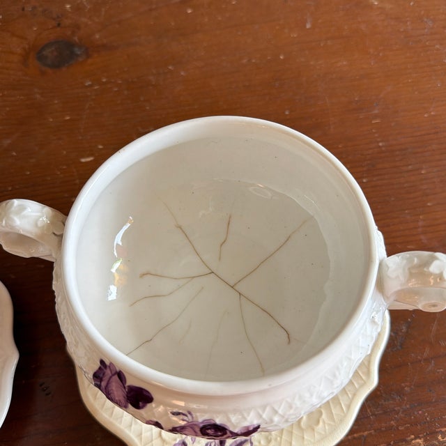Pair of Antique Job Ridgway Cauldon Place Covered Sauce Tureens, Pattern B1154, Circa 1808-1814 For Sale - Image 9 of 12