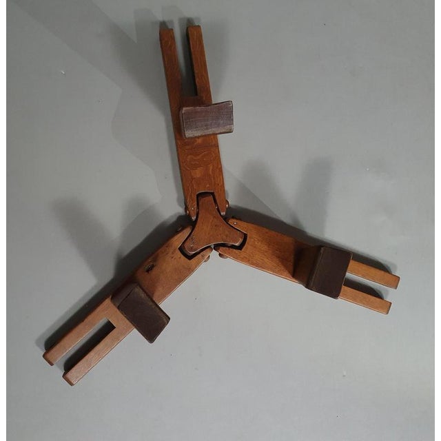 Height-Adjustable Round Coffee Table in Oak, 1960s For Sale - Image 3 of 18