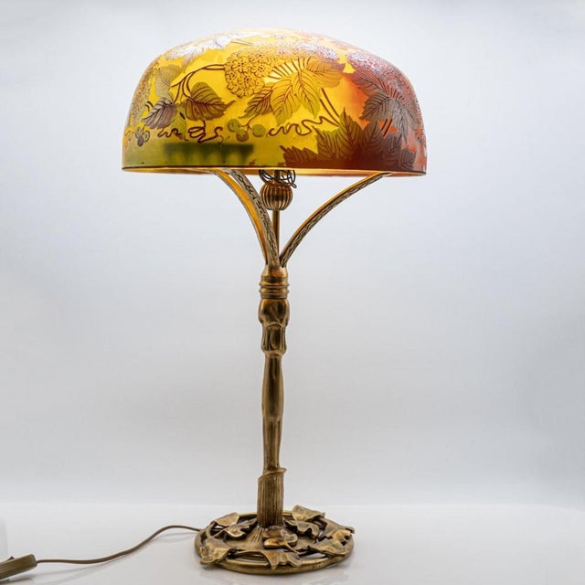 Bronze and Floral Glass Table Lamp from Daum, France, 1900s For Sale - Image 14 of 15