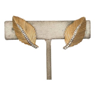 Vintage 1960s Signed Crown Trifari Goldtone Clear Rhinestone Leaf Clip Earrings-2 Pieces For Sale