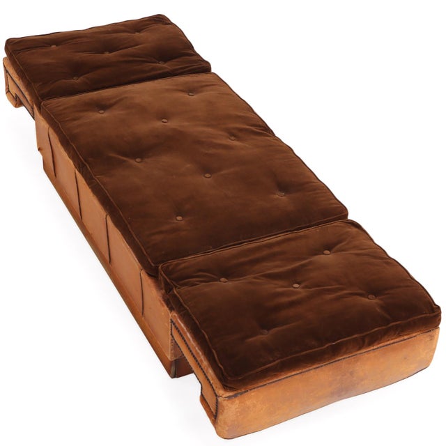 Circa 1920 Art Deco Modular Cognac Leather Chaise Lounge With Velvet Cushions For Sale In Philadelphia - Image 6 of 8