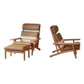 Scandinavian Modern Model 375 Lounge Chairs by Hans J. Wegner for GETAMA, 1960s, Set of 3 For Sale