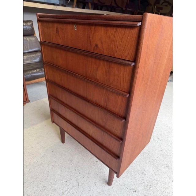 Mid-Century Danish Chest of Drawers in Teak For Sale - Image 14 of 18