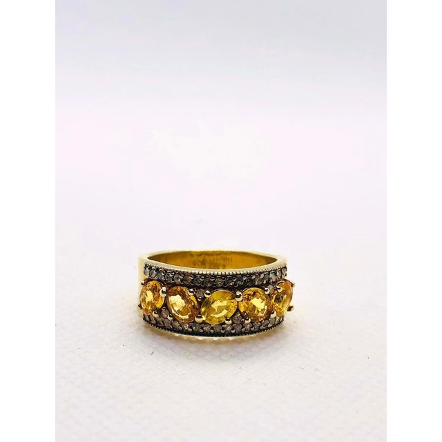 Bochic “Orient” Vintage Yellow Sapphire & Diamond Ring Set In 18K Gold & Silver For Sale - Image 9 of 17