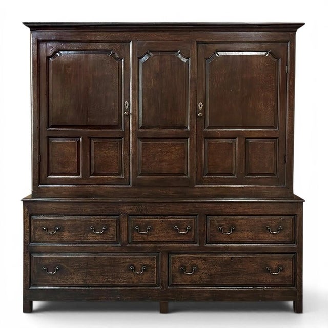 18th Century English Oak Linen Press Cabinet For Sale - Image 4 of 18