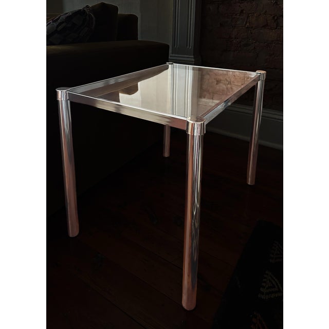 1970s Pair of Vintage Milo Baughman Style Tubular Chrome and Glass Side Tables For Sale - Image 5 of 5