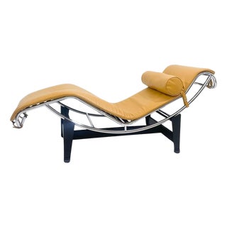 Lounge Chair Lc4 from Le Corbusier for Cassina, Cognac Leather, Italy, 2000 For Sale