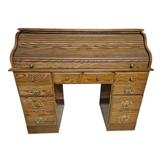 Vintage Late 20th Century Solid Wood Lighted Roll-Top Desk For Sale