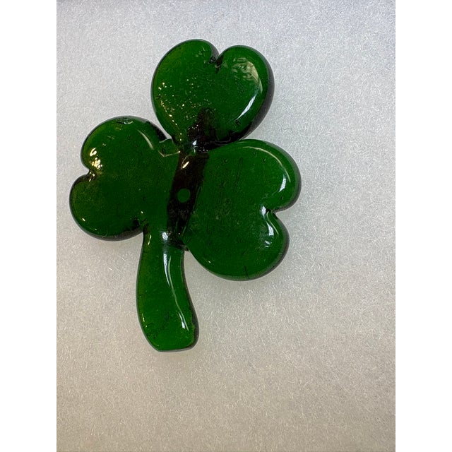 Vintage Lillian Vernon Handmade Emerald Green Fused Glass Shamrock Brooch For Sale - Image 4 of 8