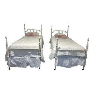 1900s Set of 2 Vintage Painted Iron Beds For Sale