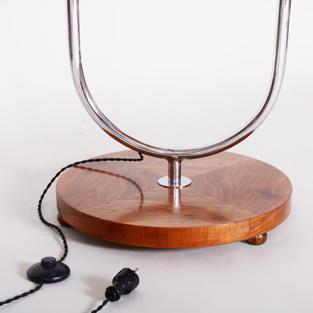 1930s Bauhaus Adjustable Floor Lamp in Walnut and Chrome attributed to R. Slezák, Czech, 1930s For Sale - Image 5 of 13