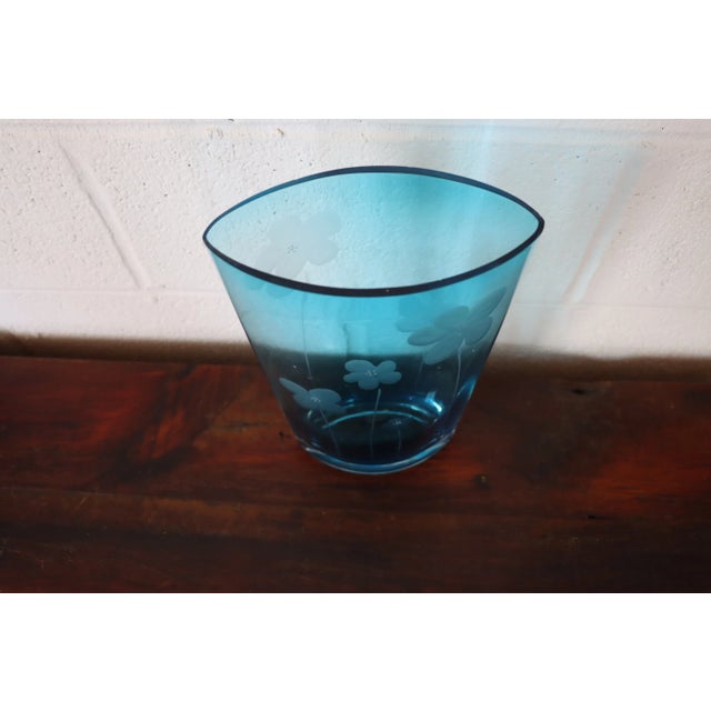 Floral Etched Art Glass Vase For Sale In Philadelphia - Image 6 of 9