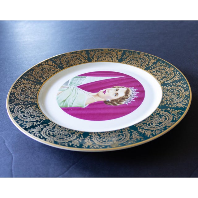 1950s 1953 Queen Elizabeth II Commemorative Coronation Plate by Allen Hughes For Sale - Image 5 of 5