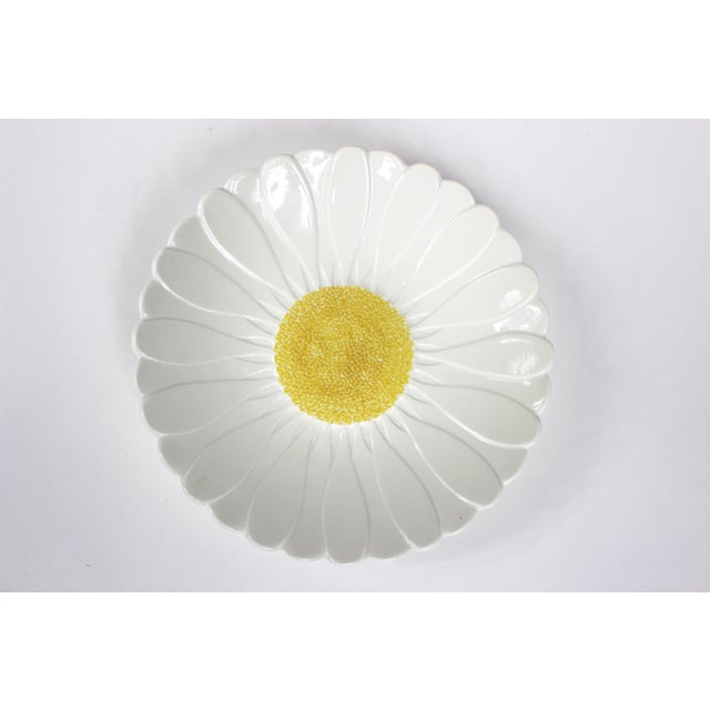French Daisy "Gien" Plates Set of 12 Chairish