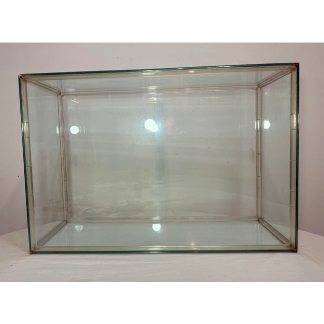 Quality Large Vintage Counter Top Glass Lucite Rectangular Display Show Case Box For Sale - Image 11 of 15