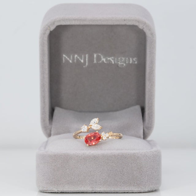 Modern 1Ct Padparadscha Sapphire Ring With Natural Diamond Accents: Solid 14k Gold, Size 6.75 For Sale - Image 3 of 9