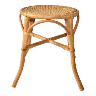 1970s Mid-Century Modern Round Handwoven Rattan Drum Side Drink Table Low Stool For Sale