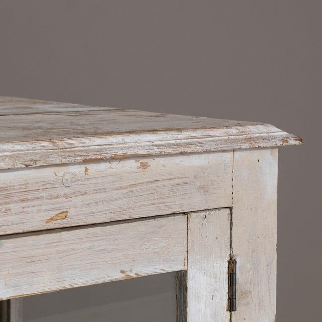 19th Century France White Wood Display Cabinet For Sale - Image 9 of 10