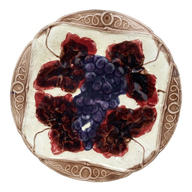 French Majolica Grapes Plate Orchies, Circa 1900 For Sale