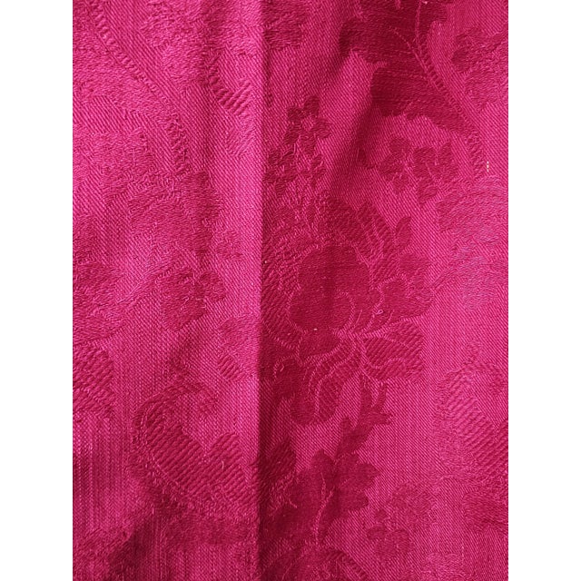 Late 18th Century Antique Italian Bedspread in Calabrian Silk, 1770 For Sale - Image 5 of 11