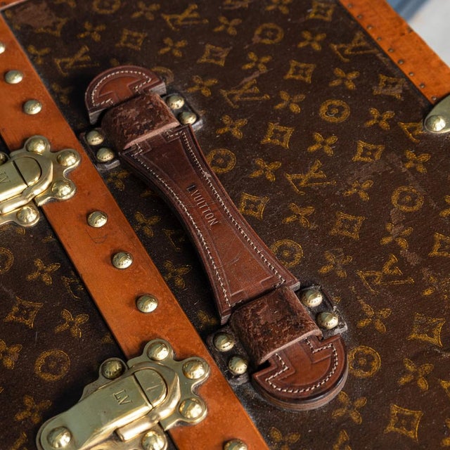 Wardrobe Trunk in Monogram Canvas from Louis Vuitton, France, 1920s For Sale - Image 6 of 18