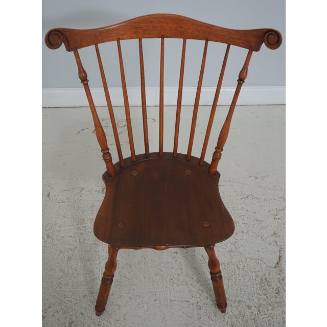 Traditional Set of 6 Bench Made Windsor Dining Room Chairs For Sale - Image 3 of 18