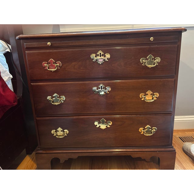 American 1990s Statton Trutype Americana Cherry Nightstands For Sale - Image 3 of 6